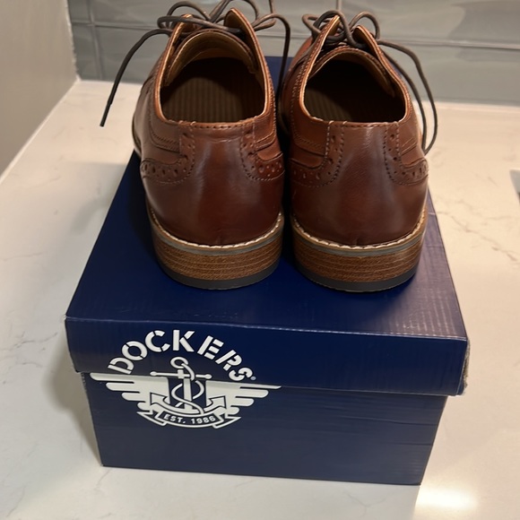 Dockers Mens dress shoes brown Size 8 - Picture 3 of 5